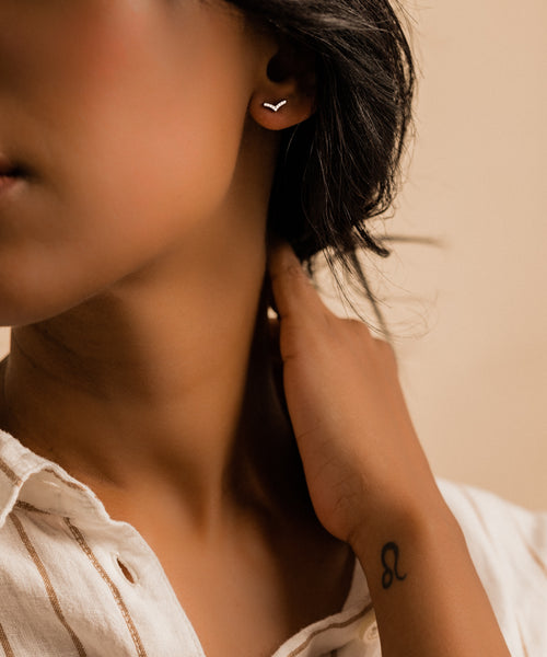 Silver Titanium Brilliance Wing Earrings for women, suitable for sensitive skin.