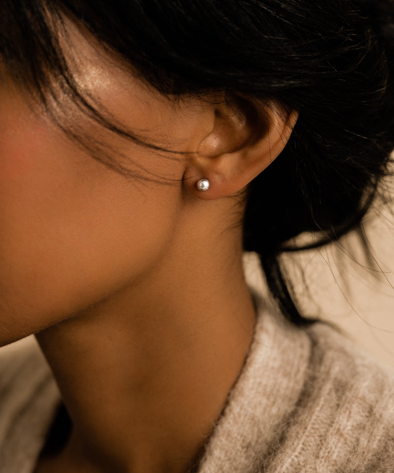 Hypoallergenic Silver Titanium 5mm plain ball women's earrings