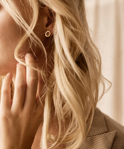 Gold Puck Hollow 10mm Earrings