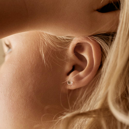 Blomdahl B 15 0103 12 Blomdahl medical plastic 4mm Black Diamond earrings swarovski nickel free hypoallergenic children