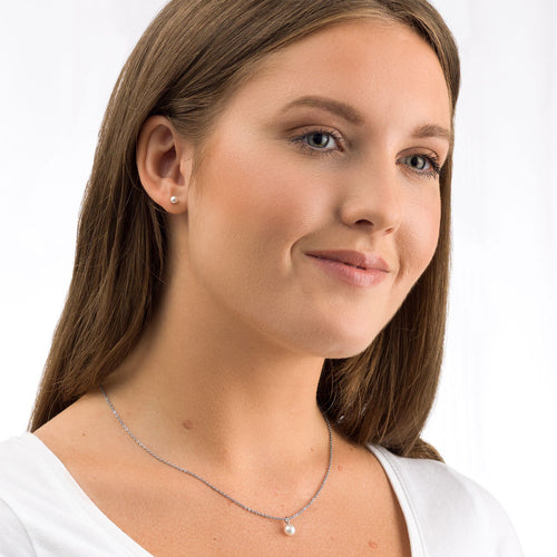 Blomdahl 4mm White Swarovski Pearl in titanium hypoallergenic stud earrings for adults and childrens medical sensitive skin friendly nickel free