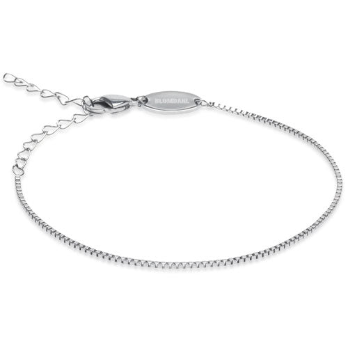 Classic design of silver classic round mesh 1mm bracelet from Blomdahl